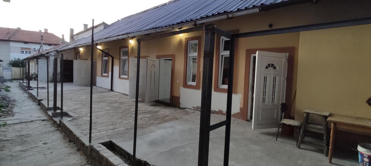Apartmani Dld Ns Novi Sad Exterior foto